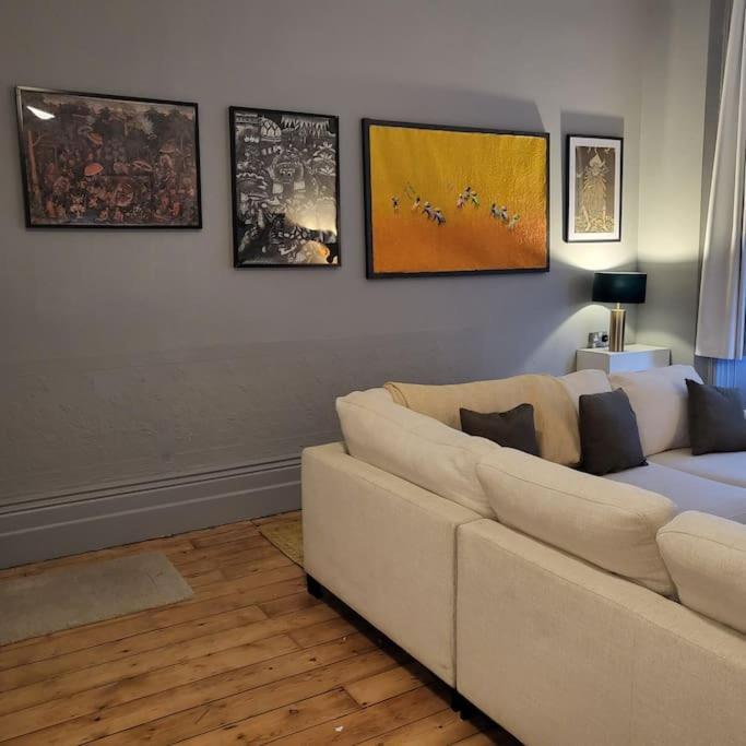 5 Luxury Spacious Loft - Prime Location - Comfortable Bed & Sofa Брайтонн Экстерьер фото